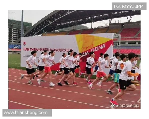 赛后分析:西安羽毛球队与重庆羽毛球队速度对比及战术探讨 赛后分析:西安羽毛球队与重庆羽毛球队速度对比及战术探讨