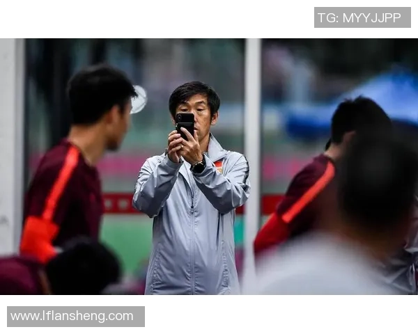 足球崔雪峰的传奇之路与对中国足球未来的深刻思考